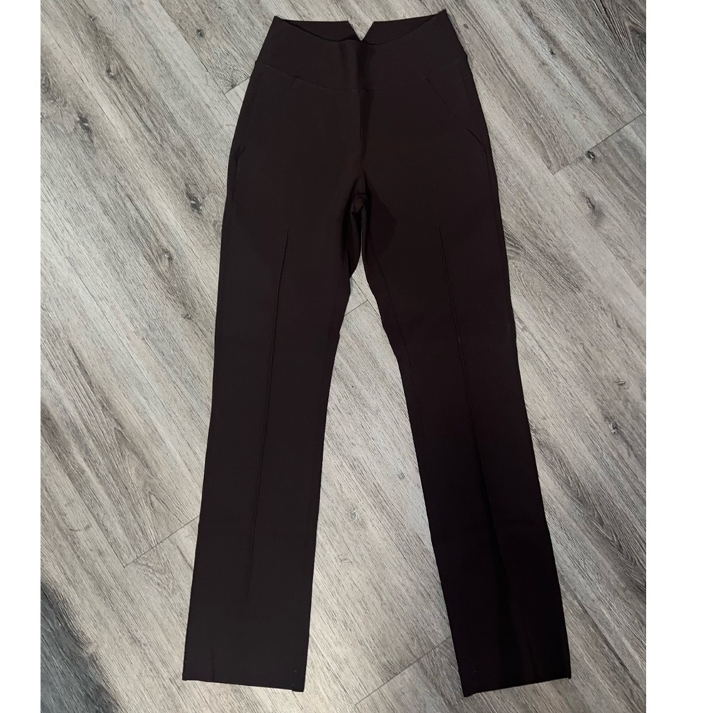 Epoque Revolution Darn Brown High-Waisted Pants, size 2